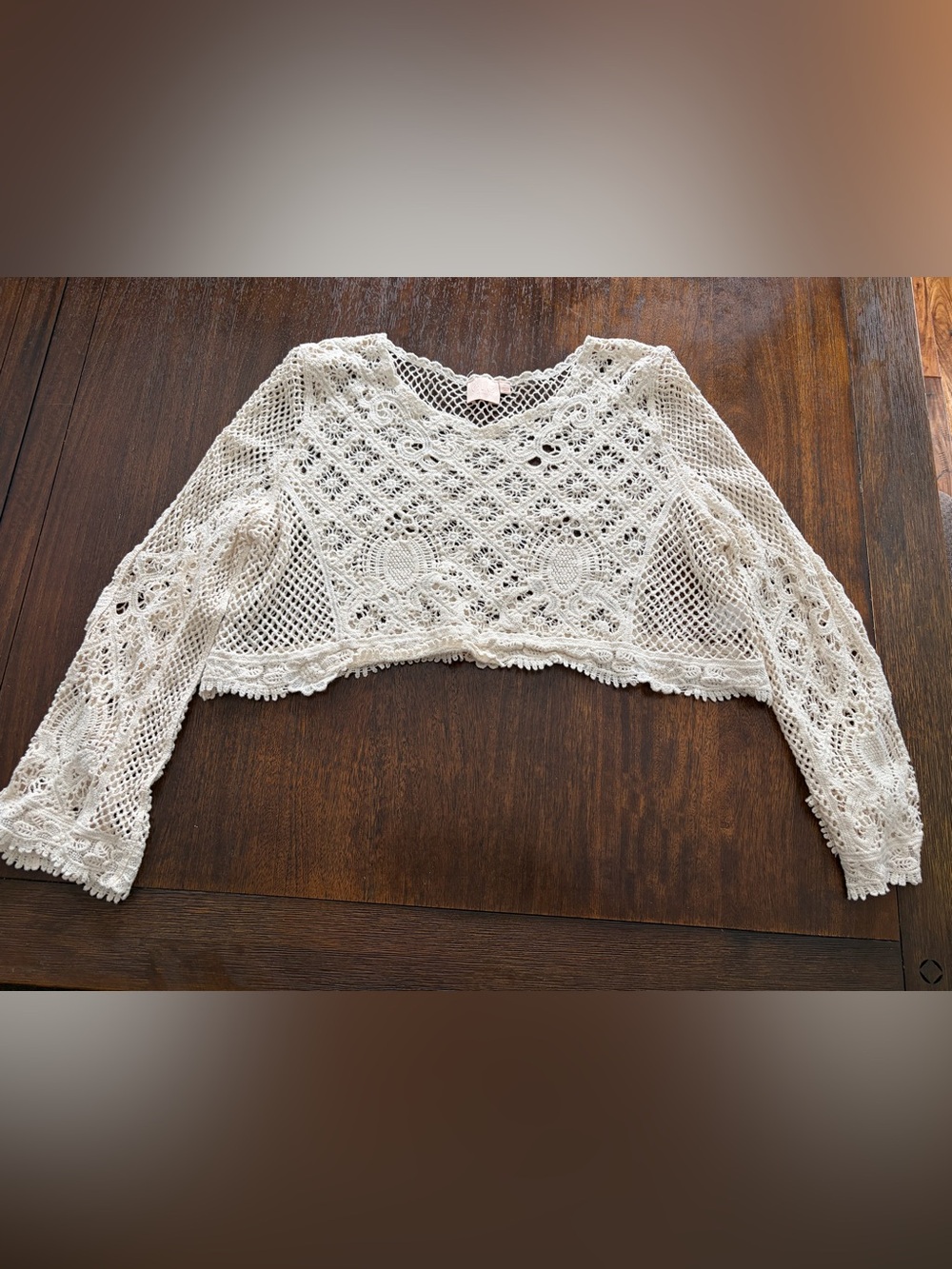 Women’s Crochet Lace Crop Top - Cream
